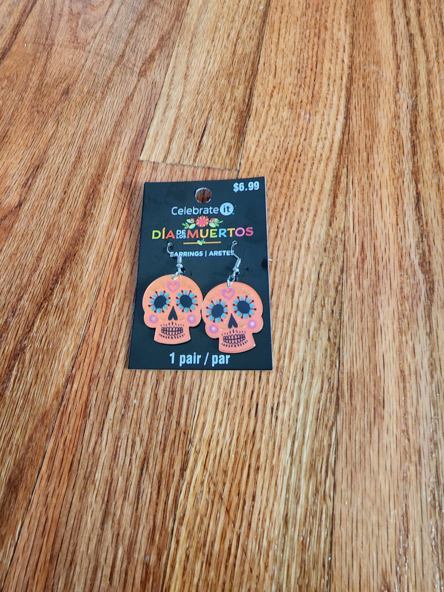 DÍA DE MUERTOS
EARRINGS | ARETES