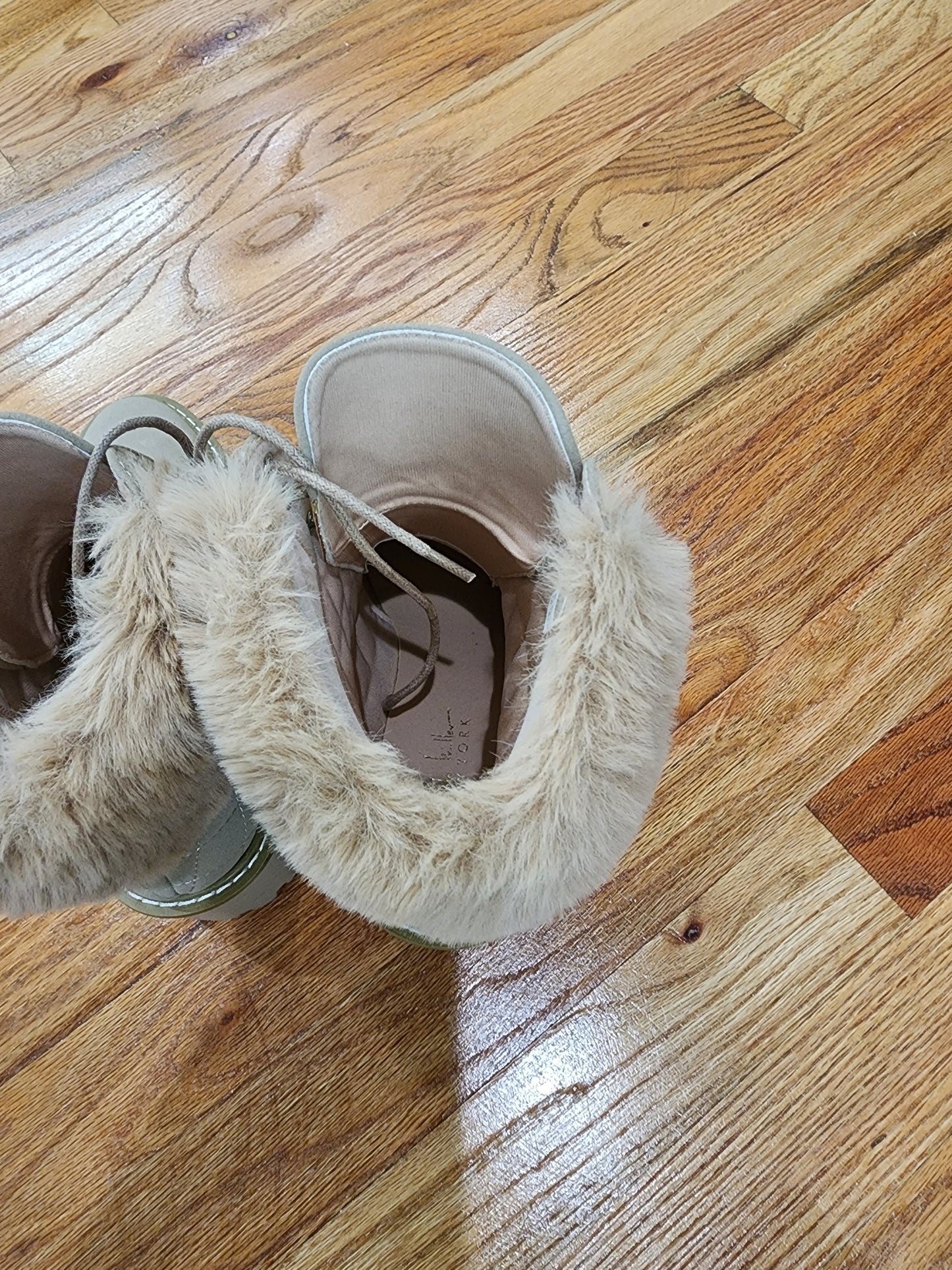 Nicole Miller Boots w/Faux Fur