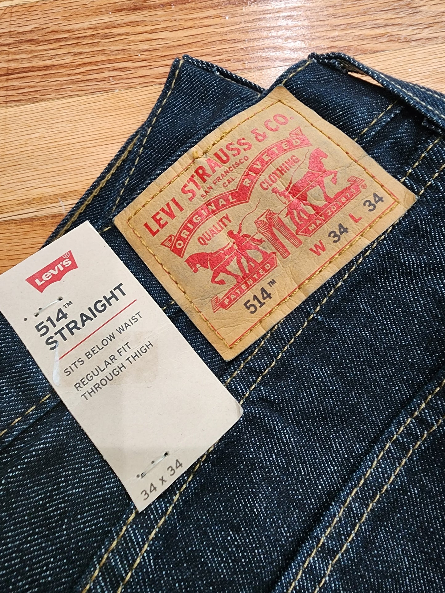 Levi's 514 Straight Fit Men's Jeans