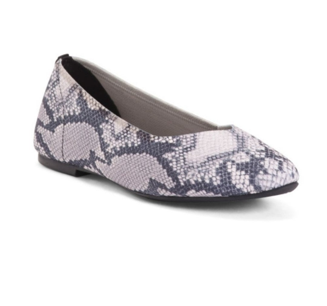 Women's Skechers Comfort Flats 7.5